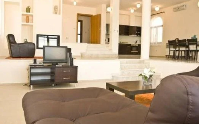 Holiday Villas & Apartments at Lighthouse Golf Resort & Spa