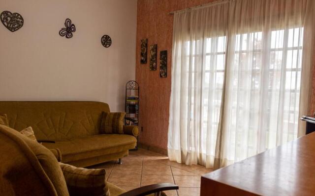 Otima chacara com lazer completo em Mairinque SP