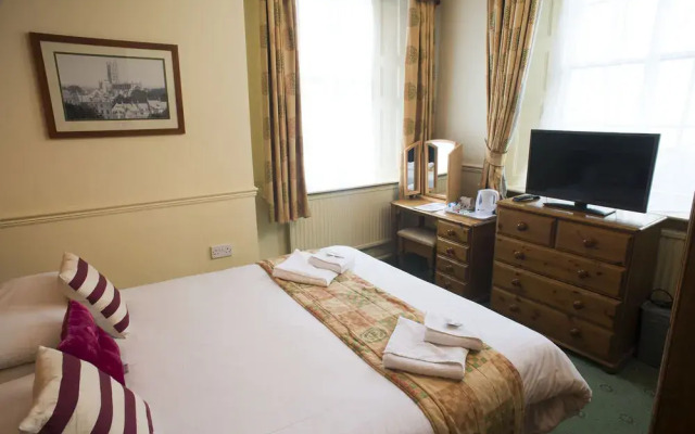 Station Hotel