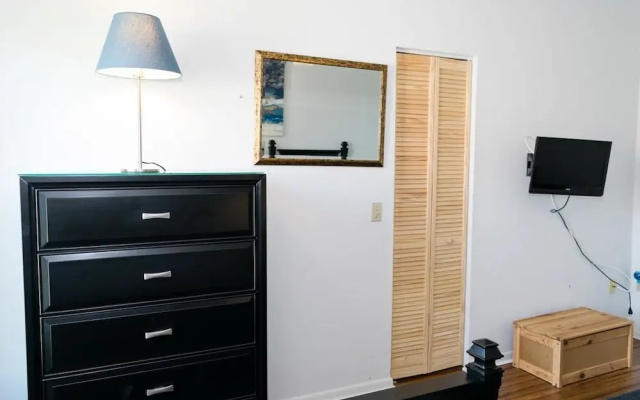 Cove at Sandy Pointe Unit 202a