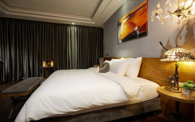 Hanoi Calido Hotel