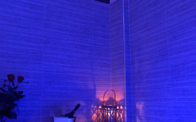 Nephele Luxury Suite
