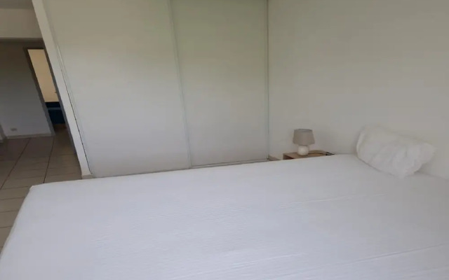 Beautiful Holiday Apartment in Uzes With Balcony