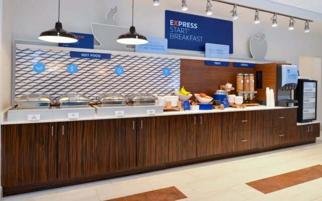 Holiday Inn Express & Suites Ottumwa by IHG