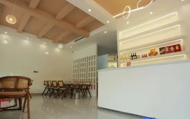 Xinglv Homestay (Sanqingshan Gangshou Cableway)