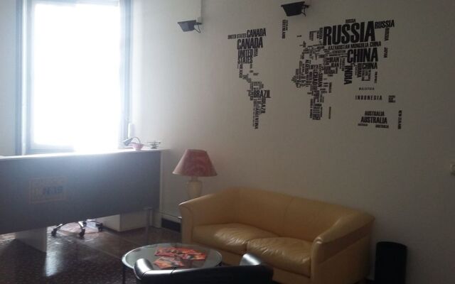 Check-Inn Rooms 19