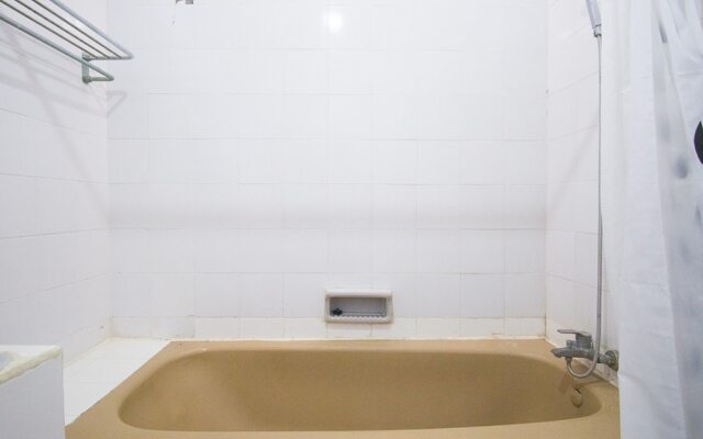 RedDoorz Plus near Pelabuhan Bitung