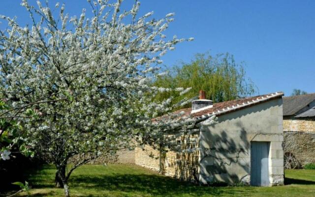 Gîte Chaveignes, 4 pièces, 6 personnes - FR-1-381-288