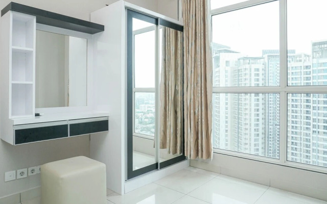 Modern 1BR Apartment at Central Park Residence By Travelio