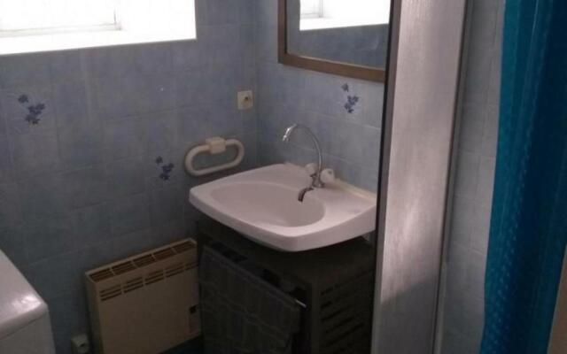 Gîte Saint-Jean-Saint-Germain, 4 pièces, 6 personnes - FR-1-381-52