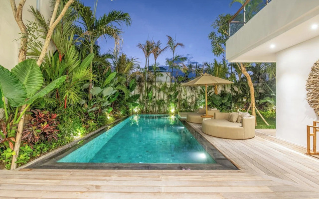 Coastal Comfort: Cozy 4BR Villa, 5 Min Walk to Finns Beach