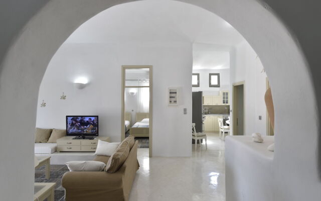 Naoussa Hills Boutique Resort - Adults Only