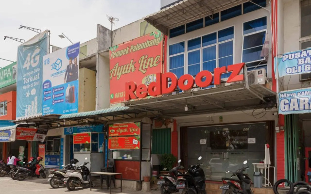 Reddoorz Near Plaza Botania 1 Batam