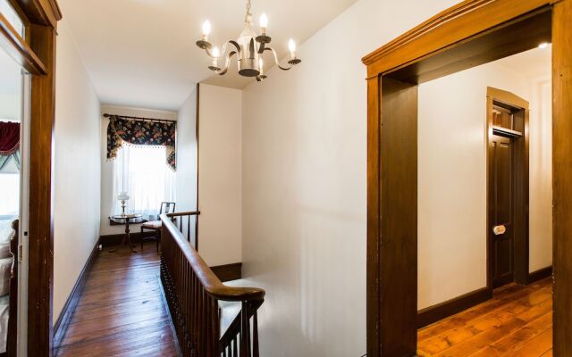 Red Rose Bed & Breakfast