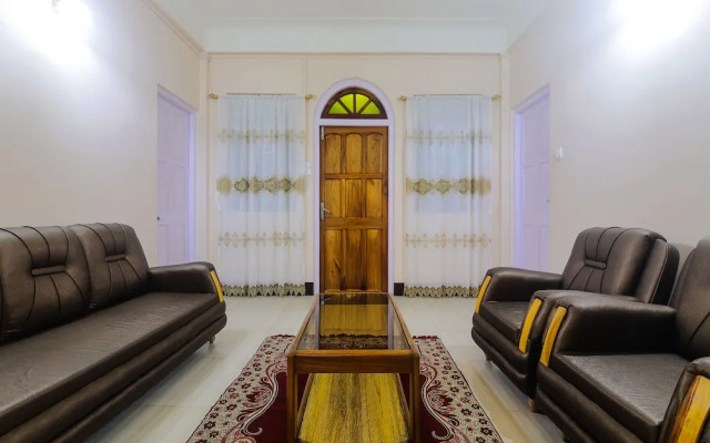 Oyo 22570 Amenity Guest House