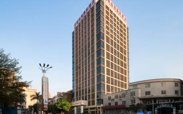 Vienna International Hotel (Guangning) – Outside – Zhaoqing