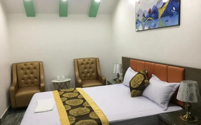 Anh Sao Hotel by Bay Luxury