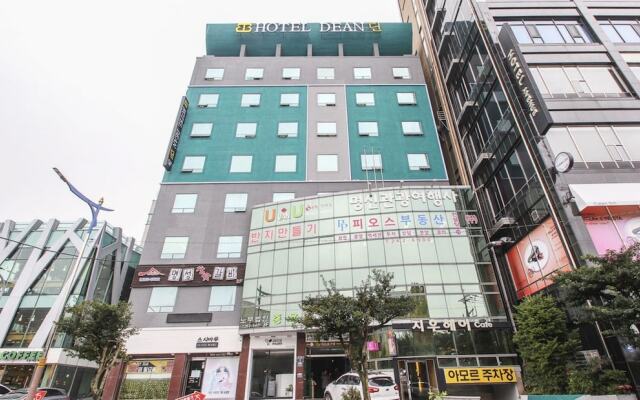hotelImage