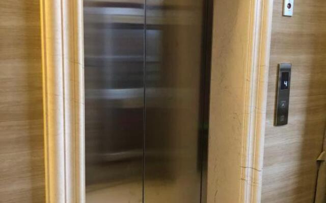 Hangzhou Shicheng Theme Hotel