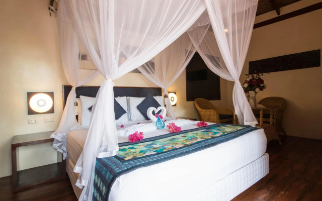 Last Frontier Beach Resort - Adults Only