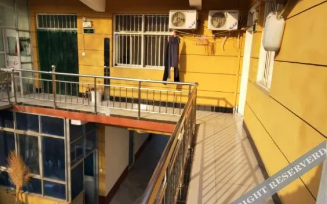 Bolang Hostel