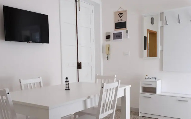 Myia Apartment B by Wonderful Italy