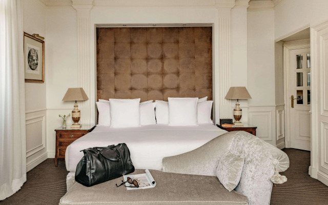 Gran Melia Fenix - The Leading Hotels of the World