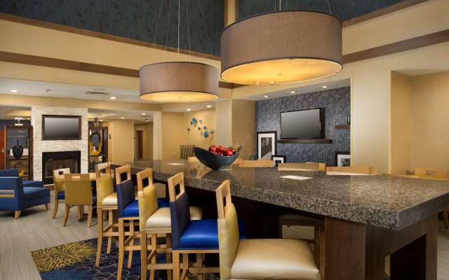 Hampton Inn Syracuse Clay