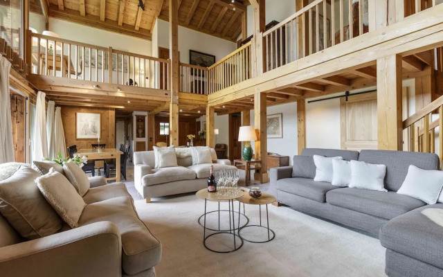 Magnificent Chalet Valhalla 5 Central Chamonix