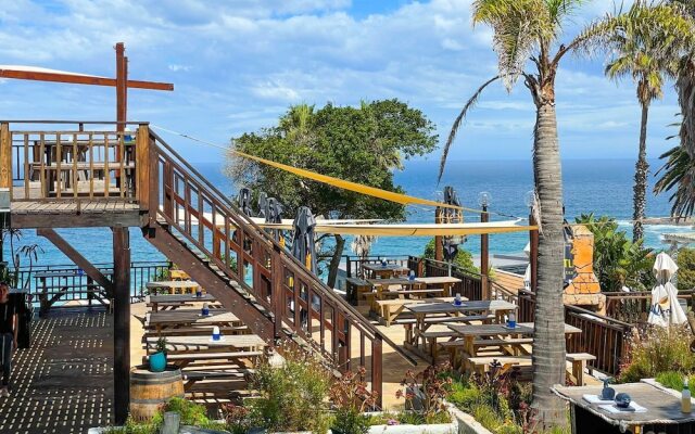 Dutton's Cove Guesthouse