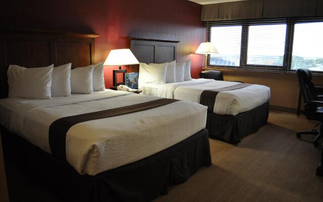 Adam's Mark Hotel & Conference Center