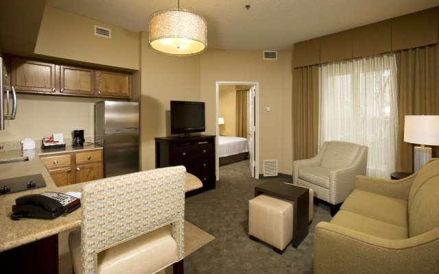 Homewood Suites by Hilton Alexandria / Pentagon South