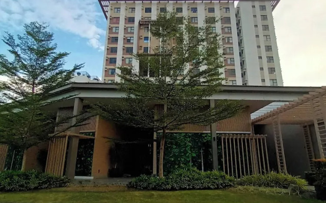 Serene Condo Retreat in Lapu-lapu With Stunning Views