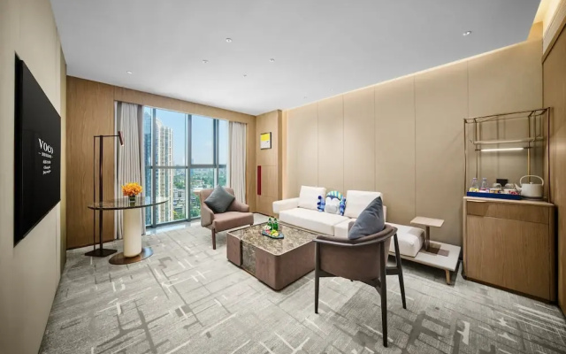 voco Chengdu Jiuyanqiao by IHG