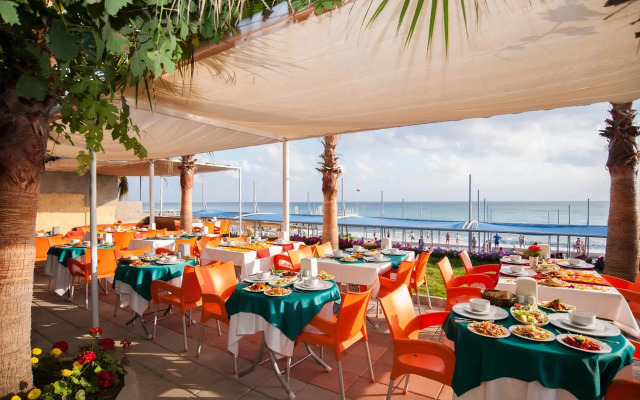 Concordia Celes Hotel