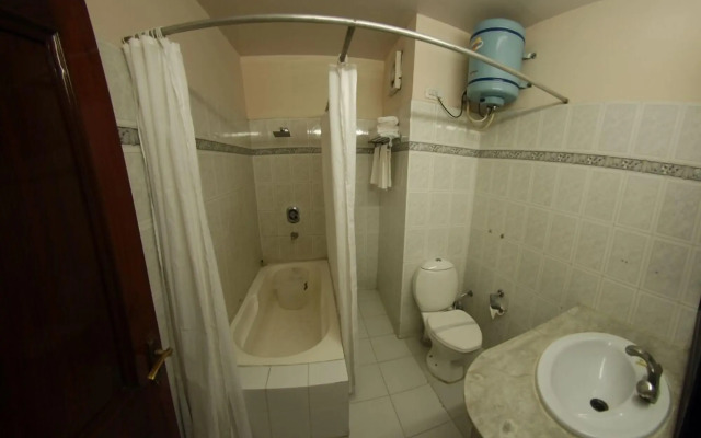 Hotel Dolphin
