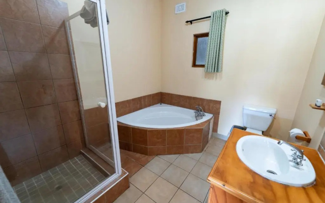 Gooderson Bushlands Game Lodge