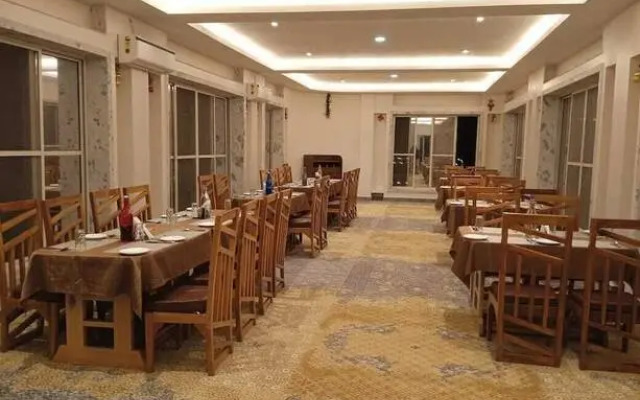 La Nicholas Dei Da Kine Resort