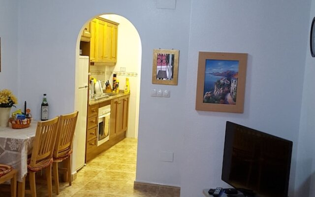 Stunning 2-bed Apartment in Orihuela