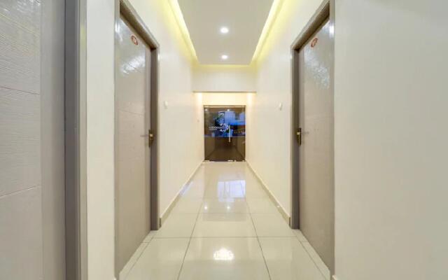 FabHotel Chakkra Residency