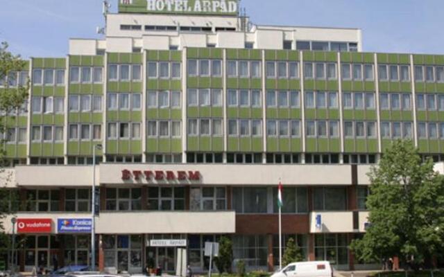 Hotel Árpád