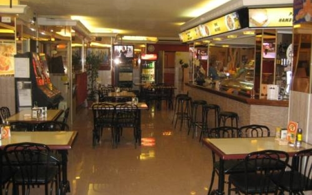 Hostal Dinanamarca