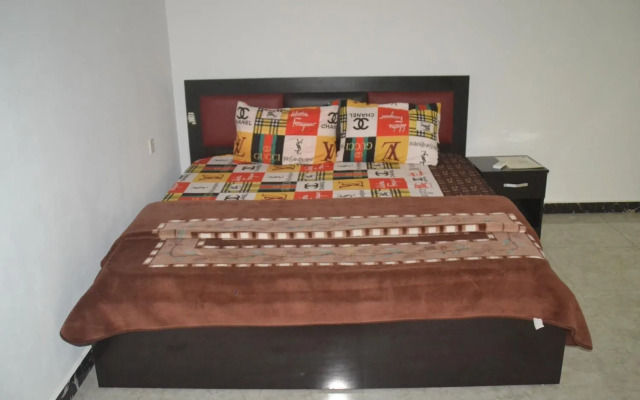 Evaville Hotel N Lounge