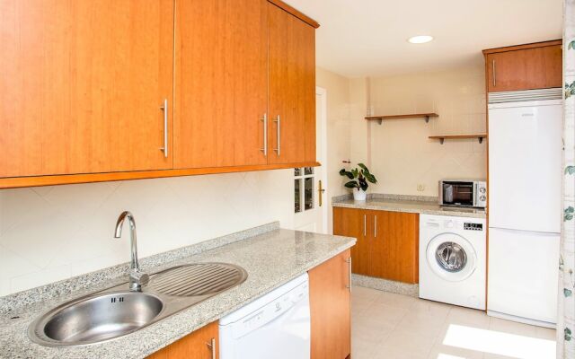Beautiful 2 Bed 2 Bath, Duplex Penthouse JC30