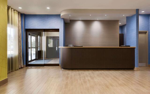 Travelodge by Wyndham Toronto East