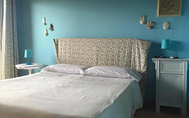 B&B Xenia