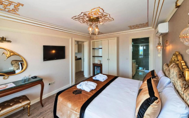 The Byzantium  & Suites - Special Class