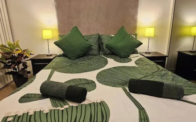 Amazing Flat With City View Near Stratford Station