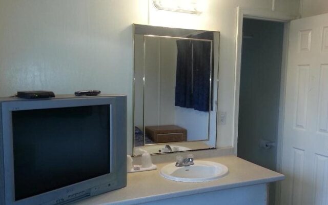 Americana Motel
