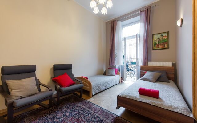 KrakowRentals - Family Apartment